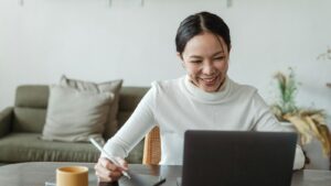 راهنمای جامع امنسازی سرویسها، تجهیزات و محیطهای دورکاری - لاگمدیا دات آی آر