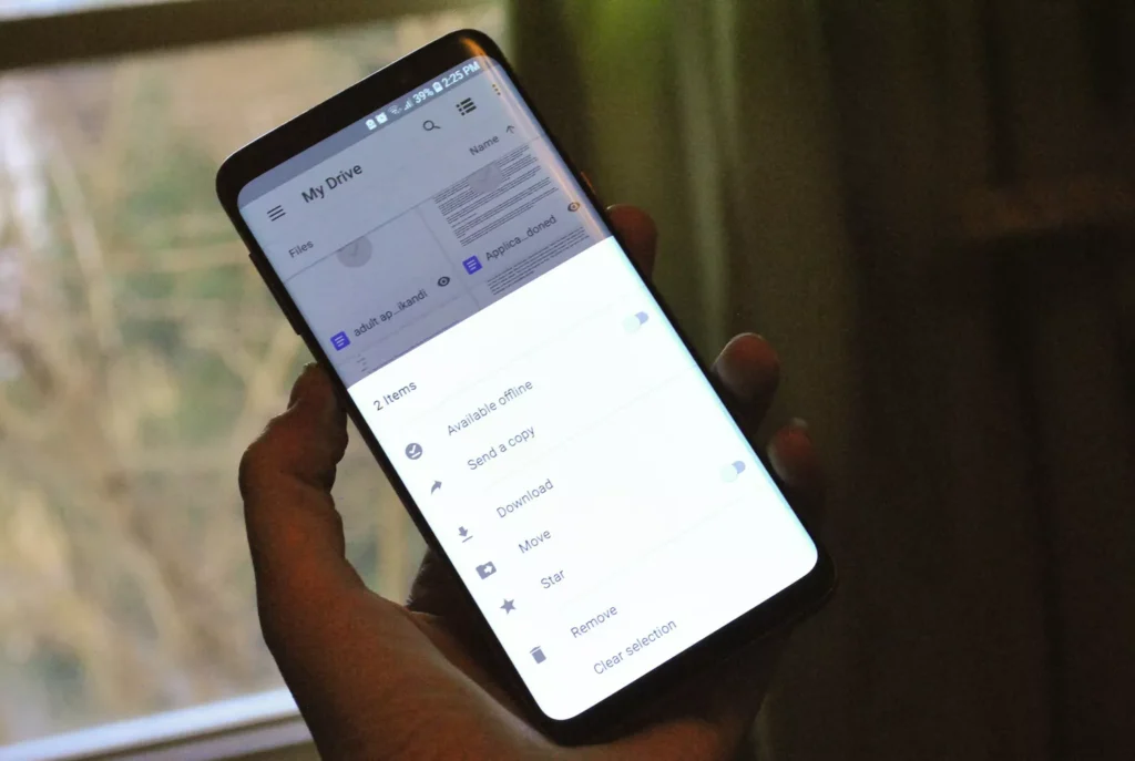 مخاطبین، برنامه‌ها و سایر داده‌های خود را منتقل کنید - لاگ‌مدیا