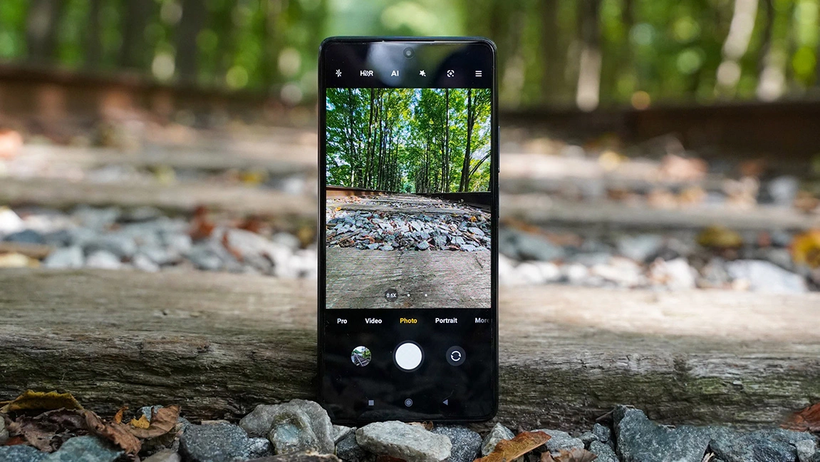 تنظیمات پنهان دوربین گوشی اندروید برای کیفیت بهتر عکس - لاگ‌مدیا