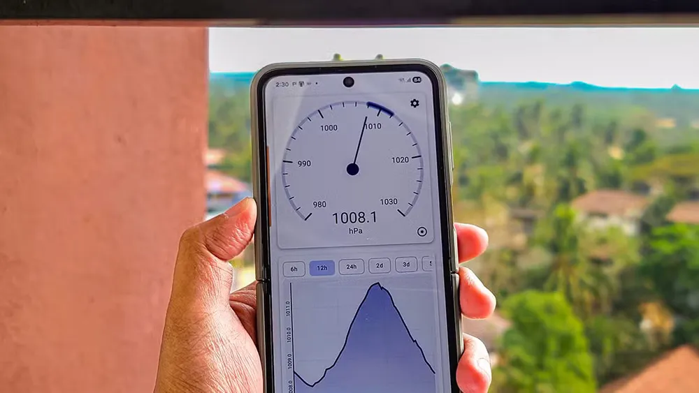 ارتفاع سنج گوشی تلفن موبایل - سنسور فشار هوای موبایل - لاگ‌مدیا