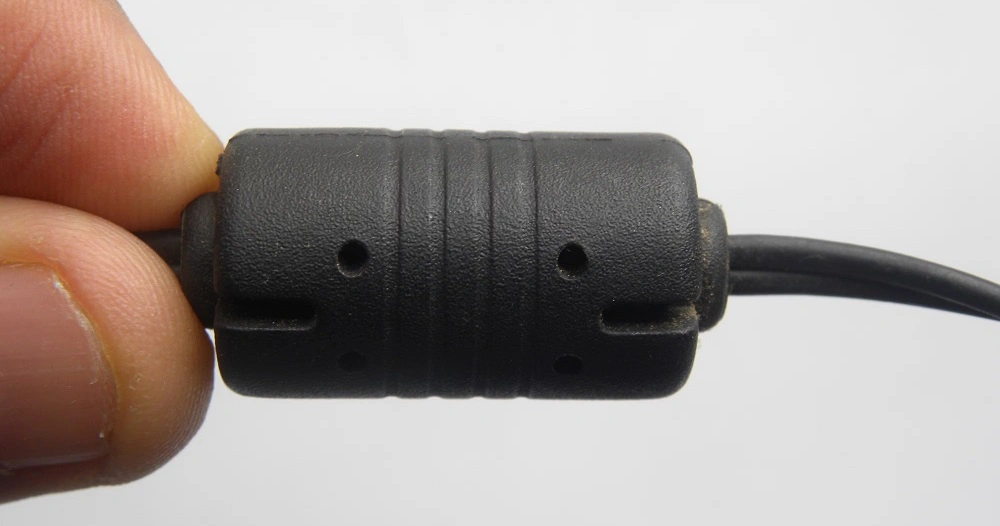 نام استوانه روی کابل اچ دی ام آی - لاگ‌مدیا